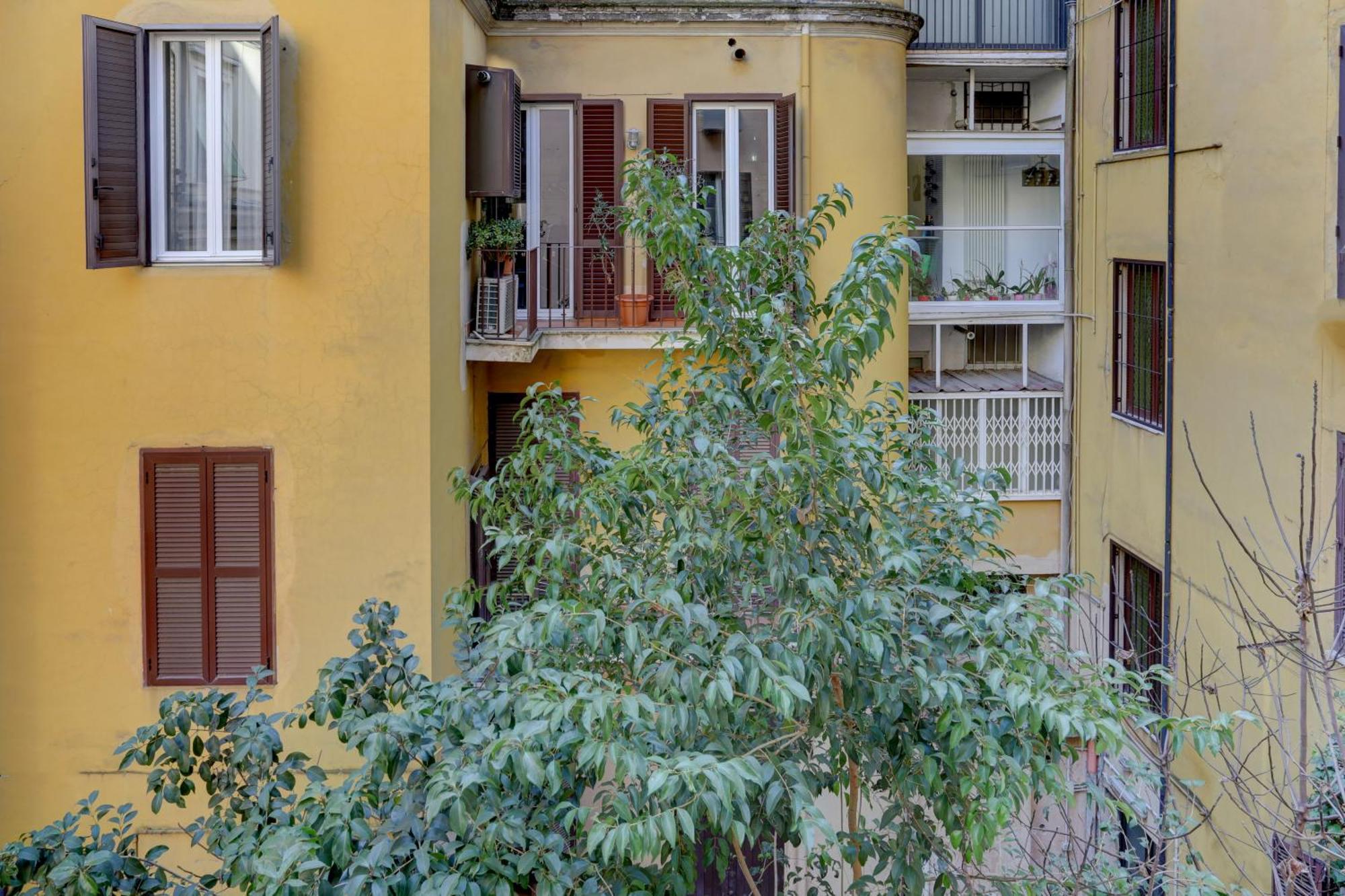 Appartamento Santi Quattro - Colosseo Рим Екстериор снимка